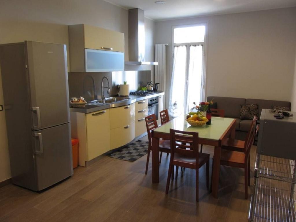 ボルディゲーラ La Casa Della Ziaヴィラ 部屋 写真